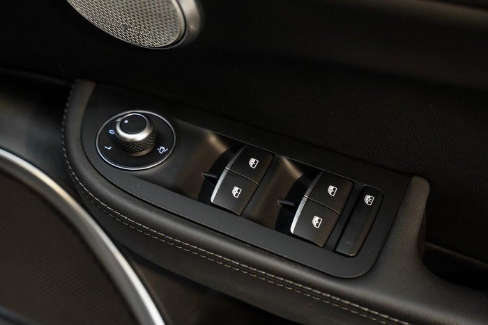 2021 Alfa Romeo Giulia Veloce