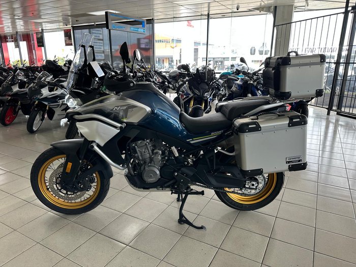 2022 CFMOTO 800MT Touring MT Blue