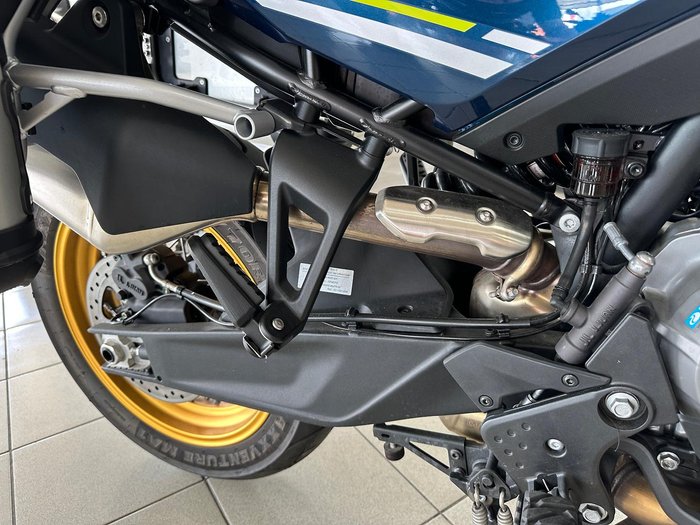 2022 CFMOTO 800MT Touring MT Blue