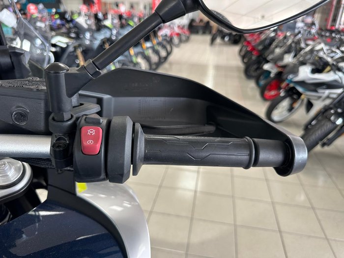 2022 CFMOTO 800MT Touring MT Blue