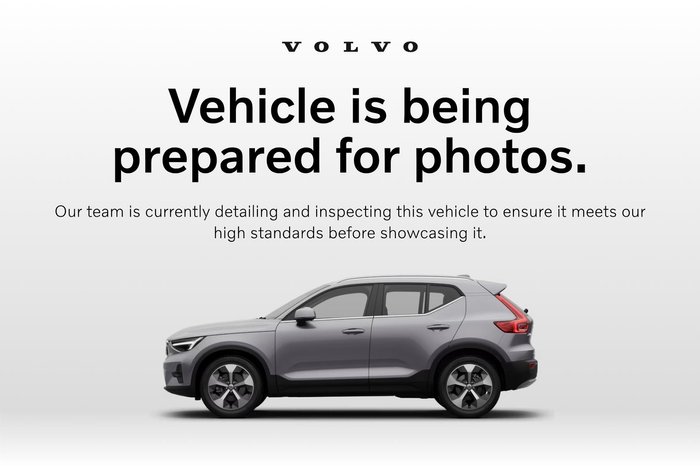 2025 Volvo XC40