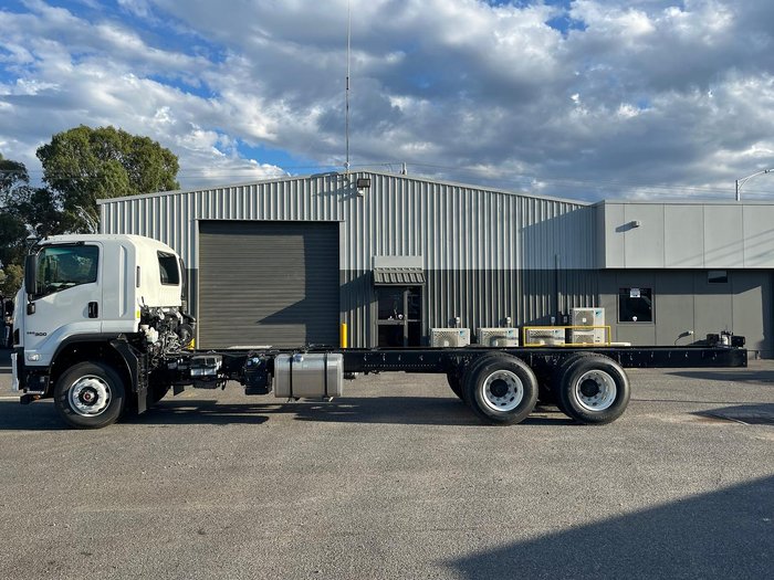 2025 Isuzu F Series