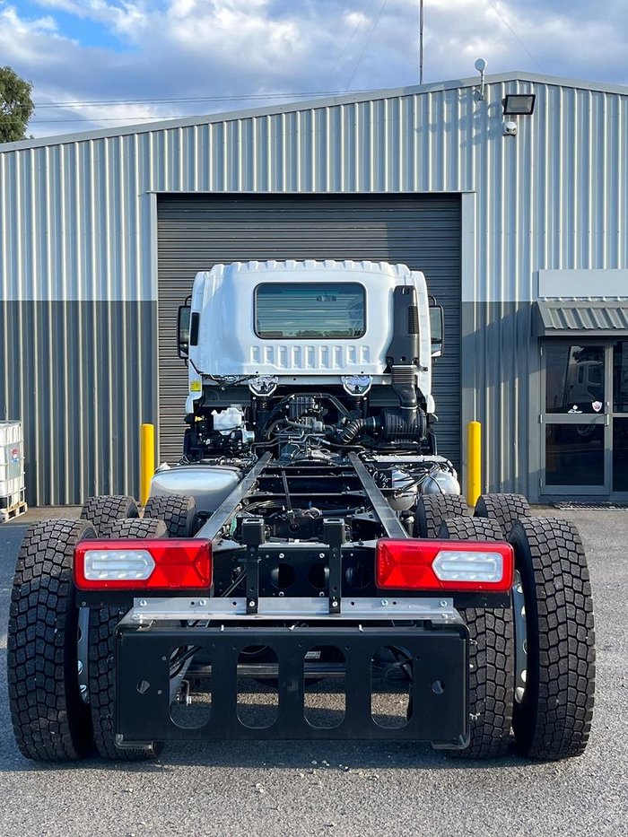 2025 Isuzu F Series