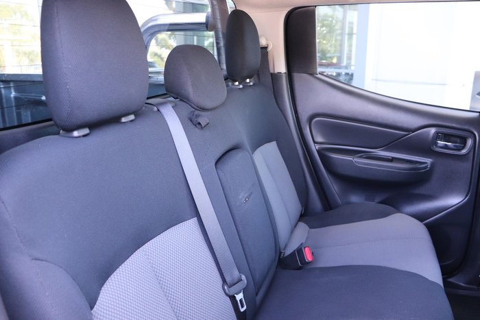 2022 Mitsubishi Triton GLX+