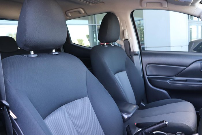 2022 Mitsubishi Triton GLX+