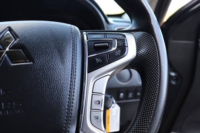 2022 Mitsubishi Triton GLX+