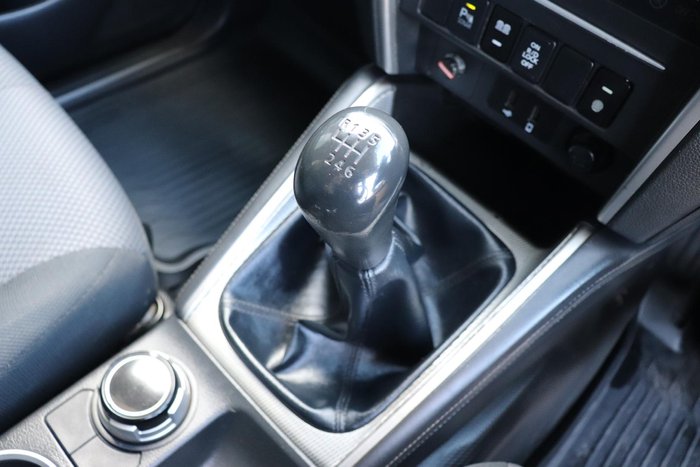 2022 Mitsubishi Triton GLX+