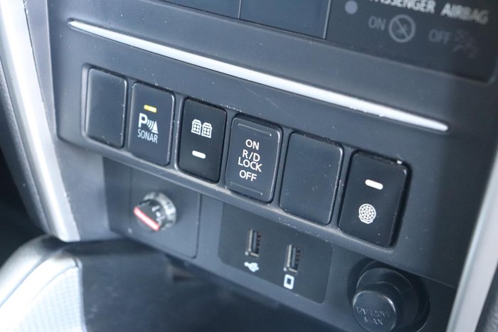 2022 Mitsubishi Triton GLX+