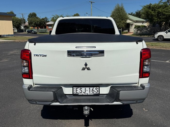 2021 Mitsubishi Triton GLS