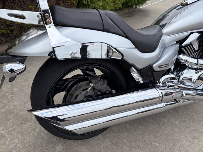 2013 Suzuki VZR 1800 BOULEVARD (M109R) Black