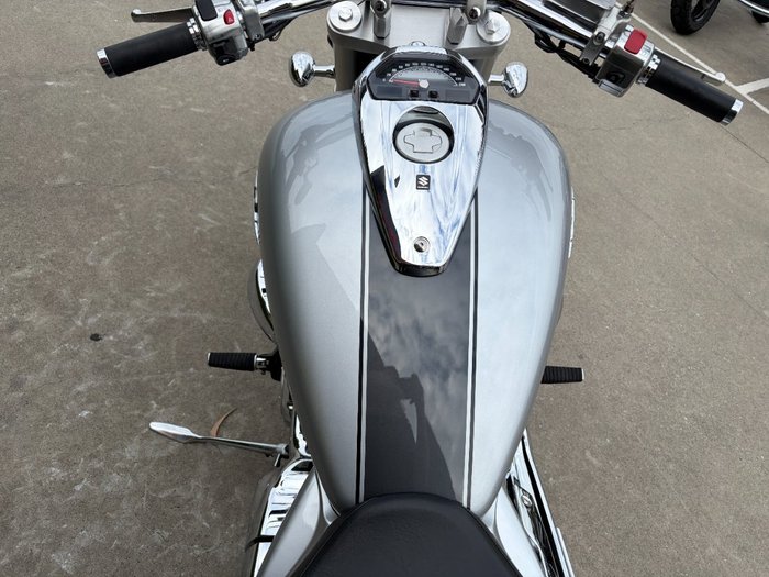 2013 Suzuki VZR 1800 BOULEVARD (M109R) Black
