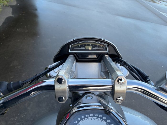 2013 Suzuki VZR 1800 BOULEVARD (M109R) Black