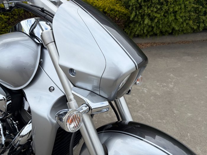 2013 Suzuki VZR 1800 BOULEVARD (M109R) Black