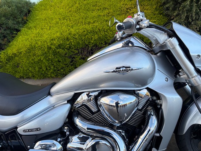 2013 Suzuki VZR 1800 BOULEVARD (M109R) Black