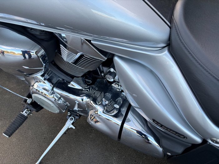 2013 Suzuki VZR 1800 BOULEVARD (M109R) Black