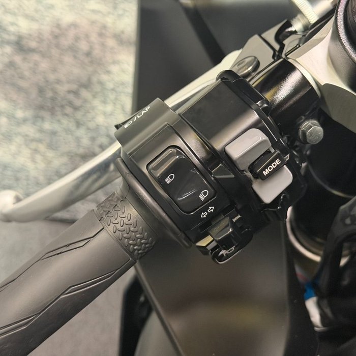 2023 Yamaha YZF-R1 Black