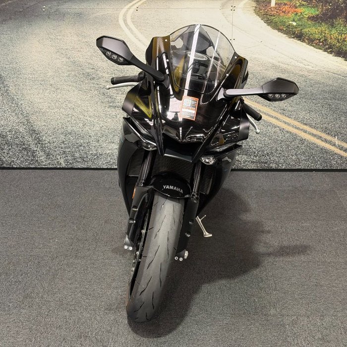 2023 Yamaha YZF-R1 Black