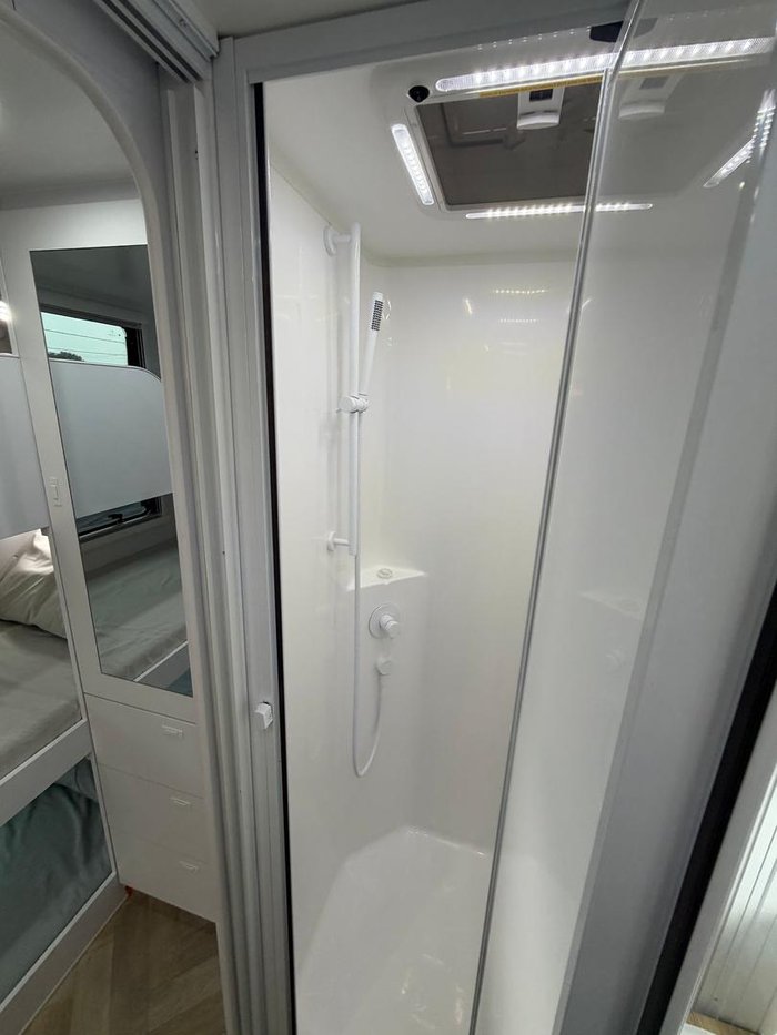 2026 Wonderland RV Amaroo 3 Bunk