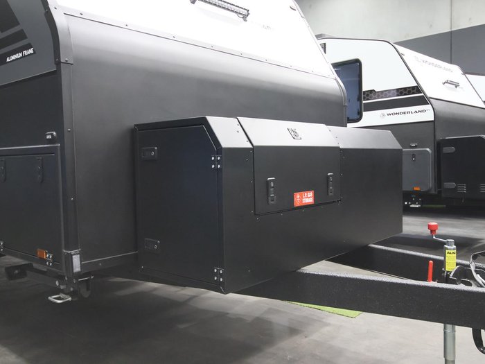 2026 Wonderland RV Amaroo 3 Bunk