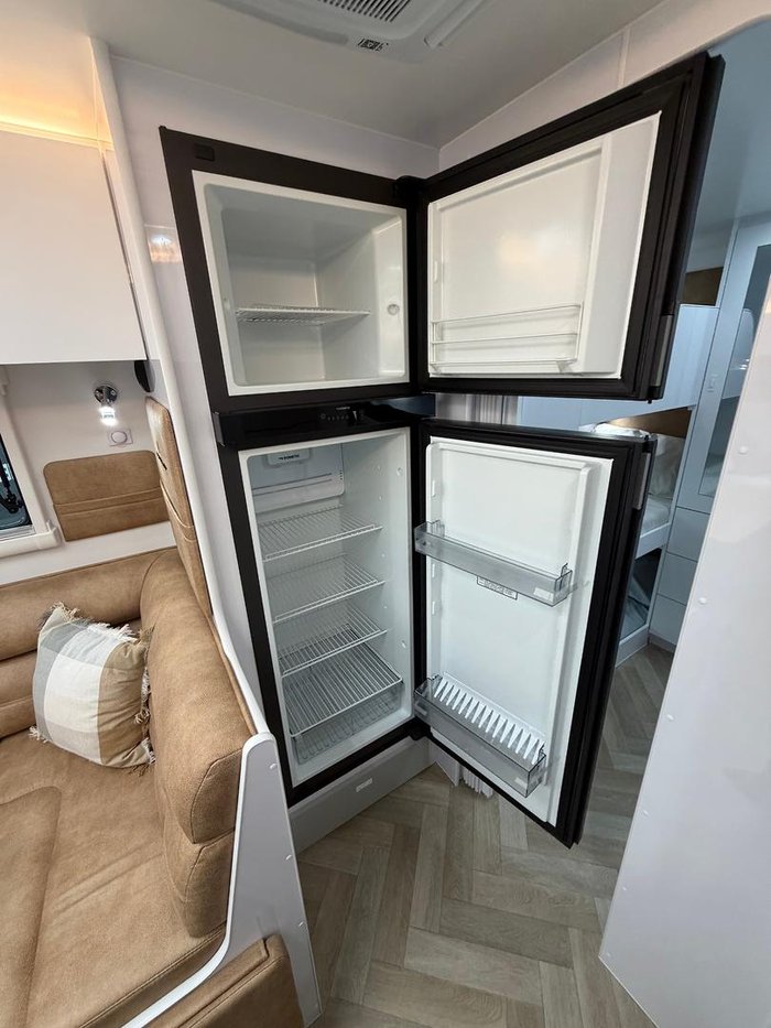 2026 Wonderland RV Amaroo 3 Bunk