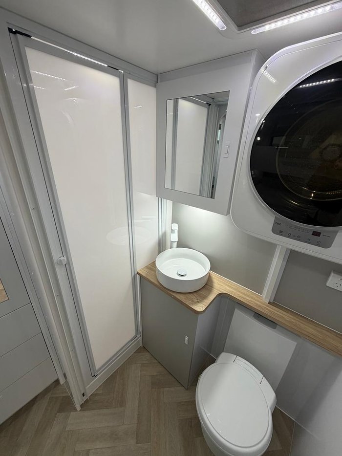 2026 Wonderland RV Amaroo 3 Bunk