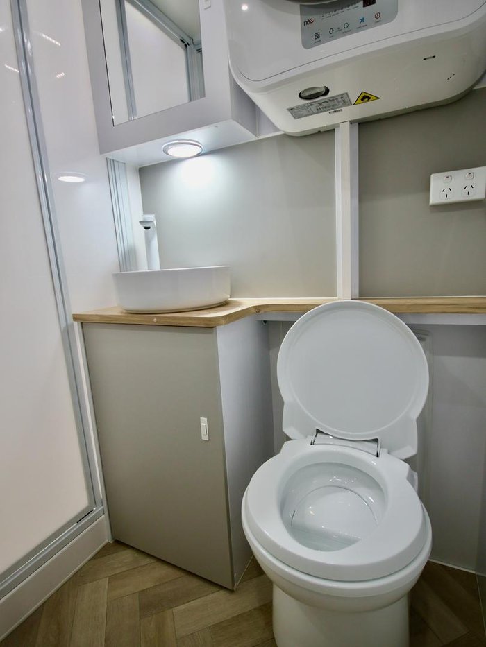 2026 Wonderland RV Amaroo 3 Bunk