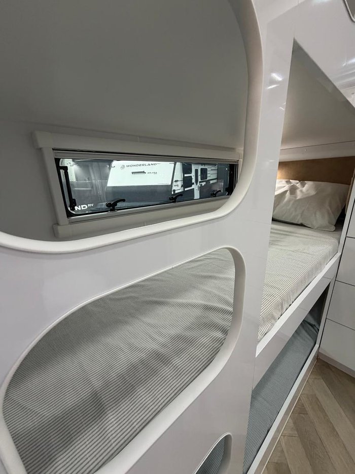 2026 Wonderland RV Amaroo 3 Bunk