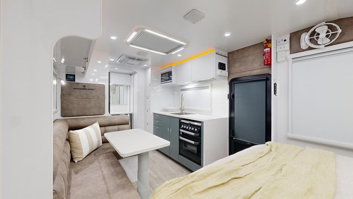 2026 Wonderland RV Amaroo 1806Q_M_L