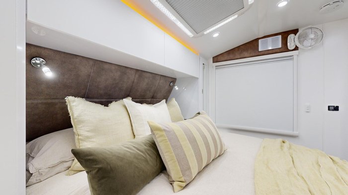 2026 Wonderland RV Amaroo 1806Q_M_L