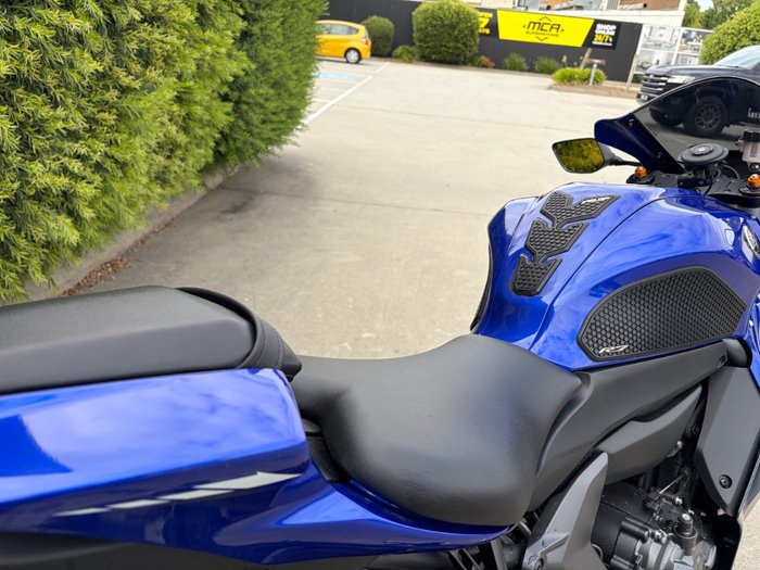 2023 Yamaha YZF-R7LA Blue