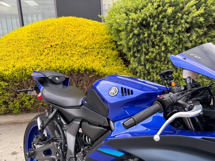 2023 Yamaha YZF-R7LA Blue