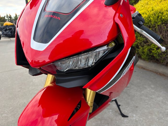 2017 Honda CBR1000RRA (FIREBLADE) ABS Red