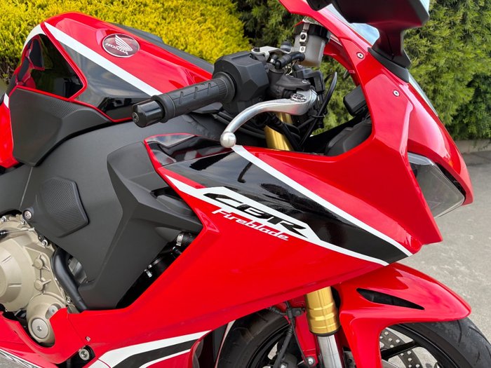 2017 Honda CBR1000RRA (FIREBLADE) ABS Red