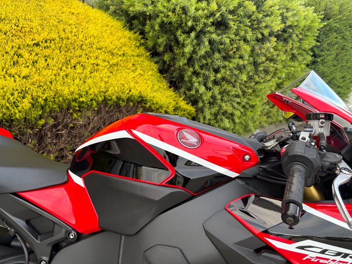 2017 Honda CBR1000RRA (FIREBLADE) ABS Red