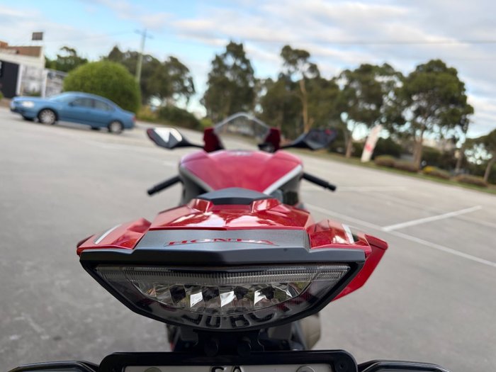 2017 Honda CBR1000RRA (FIREBLADE) ABS Red