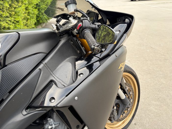 2009 Yamaha YZF-R1 Black