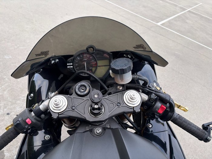 2009 Yamaha YZF-R1 Black