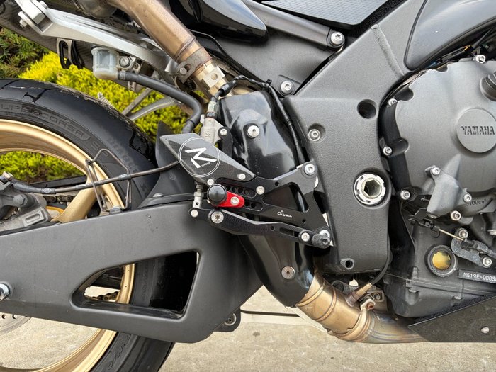 2009 Yamaha YZF-R1 Black