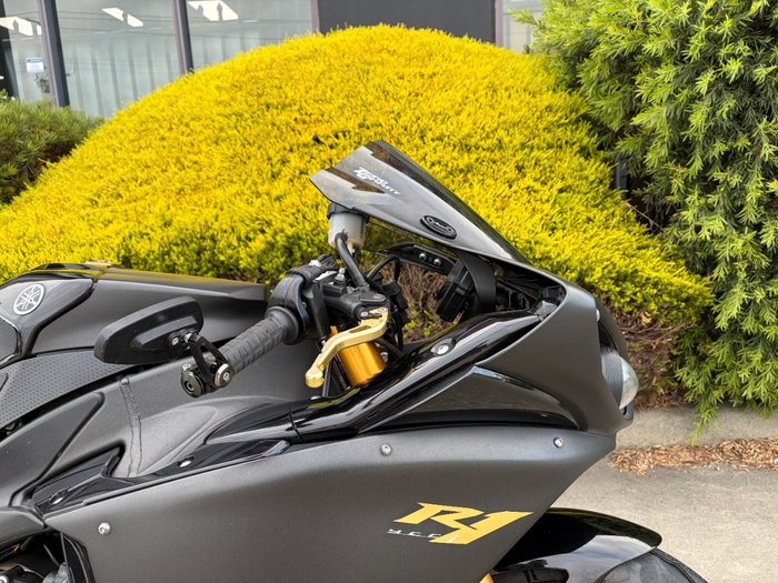 2009 Yamaha YZF-R1 Black