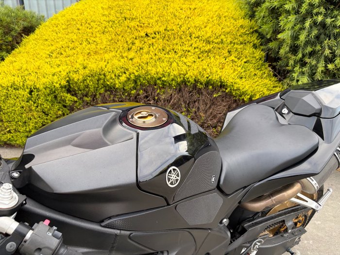 2009 Yamaha YZF-R1 Black