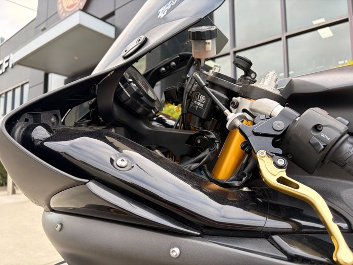 2009 Yamaha YZF-R1 Black