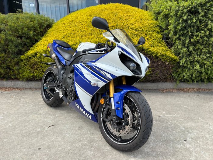 2014 Yamaha YZF-R1