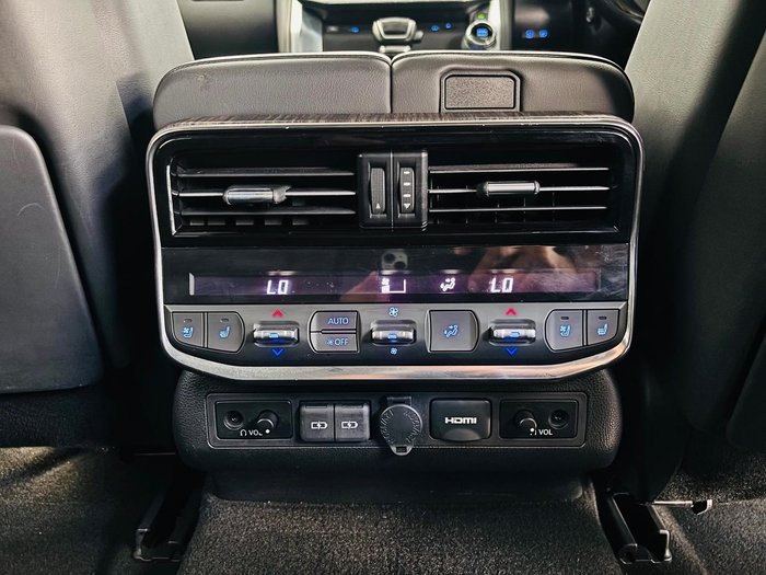 2022 Toyota Landcruiser Sahara FJA300R 4X4 Dual Range Saturn Blue