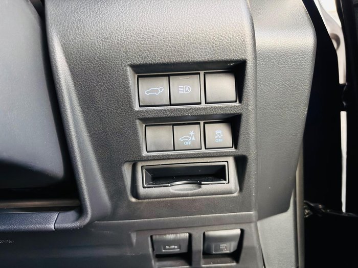 2022 Toyota Landcruiser Sahara FJA300R 4X4 Dual Range Saturn Blue