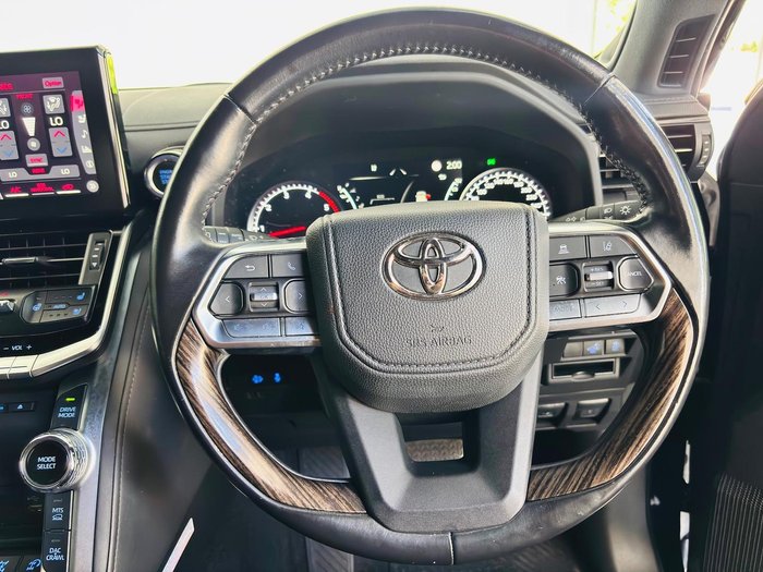 2022 Toyota Landcruiser Sahara FJA300R 4X4 Dual Range Saturn Blue