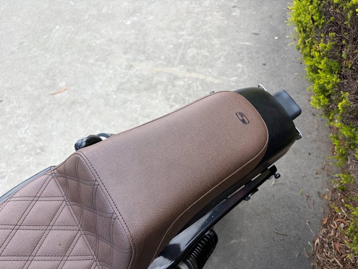 2013 HARLEY-DAVIDSON XL883 IRON 883