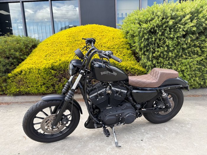 2013 HARLEY-DAVIDSON XL883 IRON 883