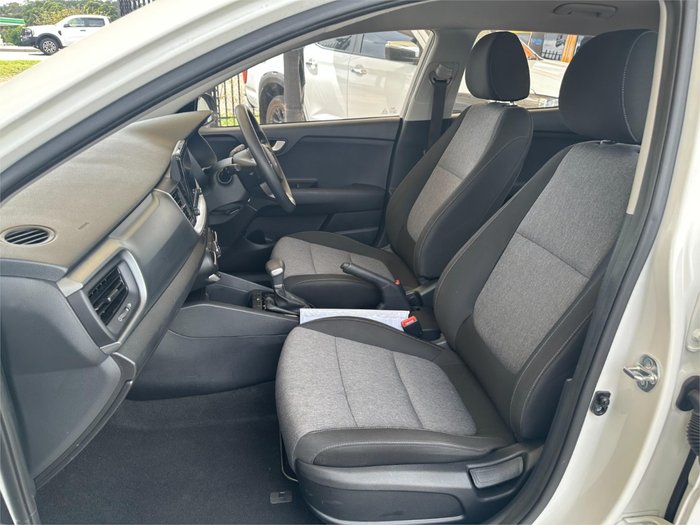 2022 KIA STONIC S YB MY23 White