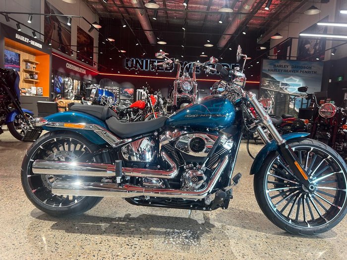 Harley-Davidson Breakout 117 (FXBR) Softail