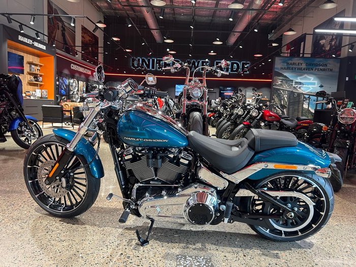 Harley-Davidson Breakout 117 (FXBR) Softail
